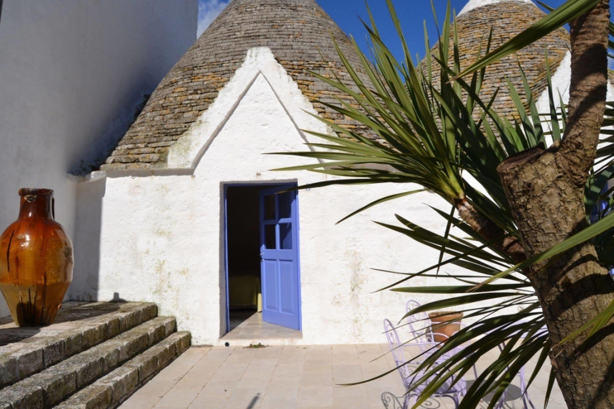 Relais Masseria Villa Cenci Чистернино Экстерьер фото