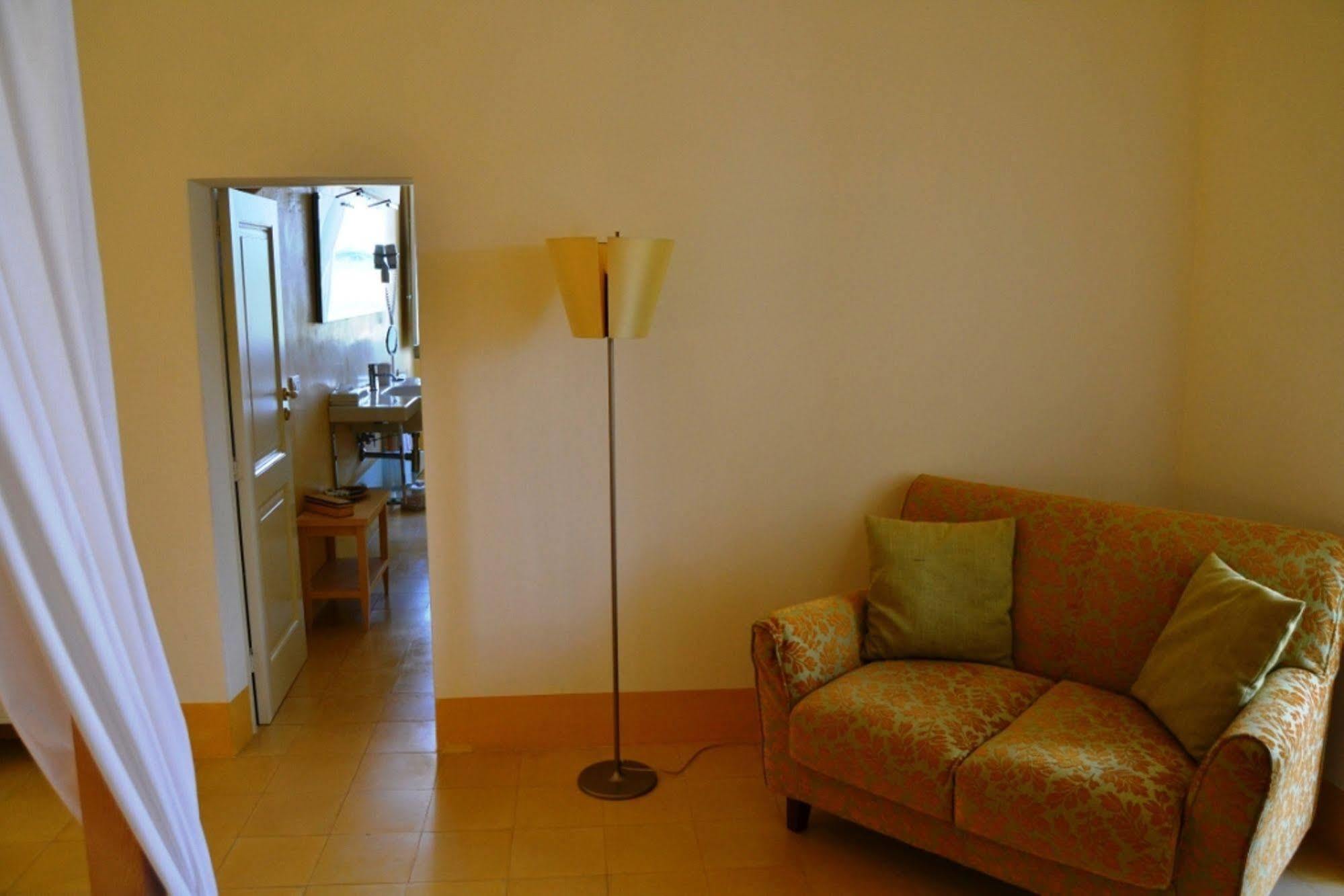 Relais Masseria Villa Cenci Чистернино Экстерьер фото